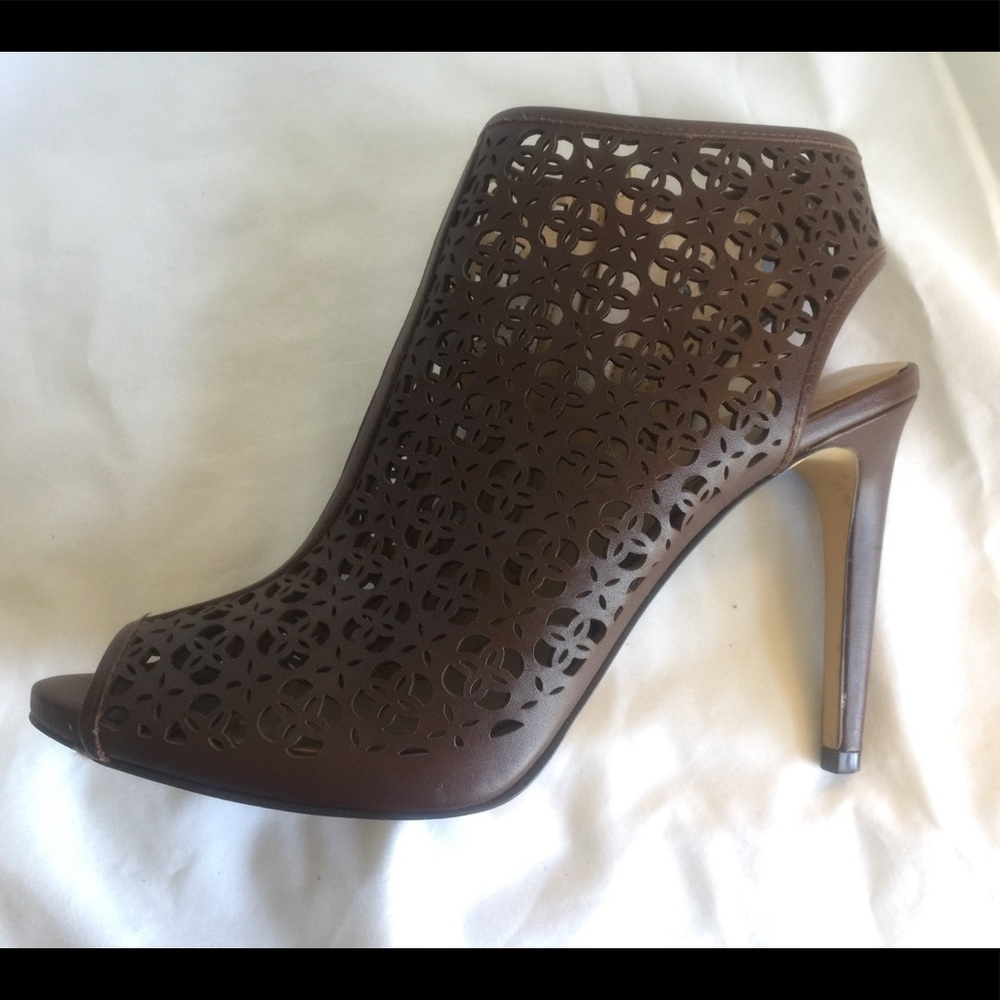 Ann Taylor Brown Laser Cut Leather Heels